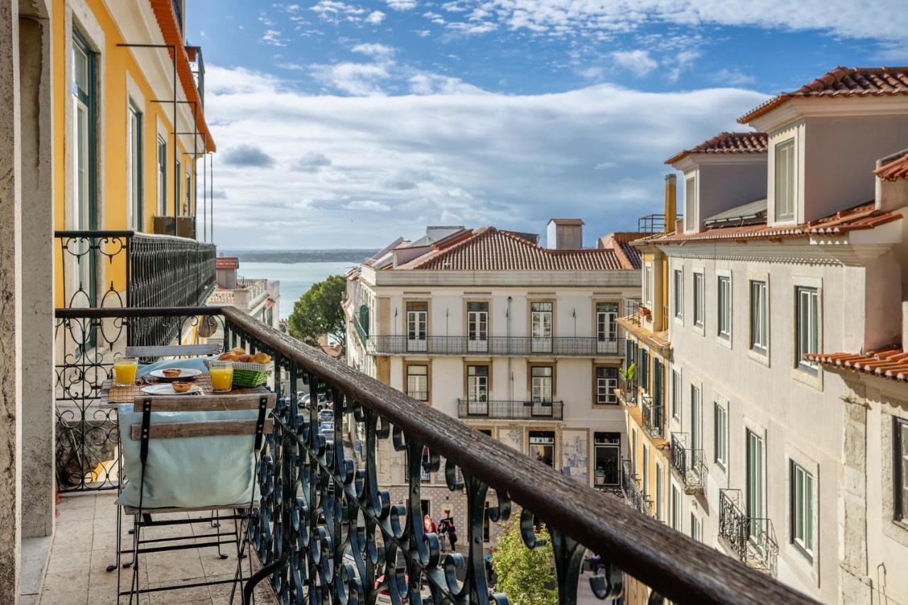 Castelo Apartment - Beautiful Balcony View Lizbona Zewnętrze zdjęcie
